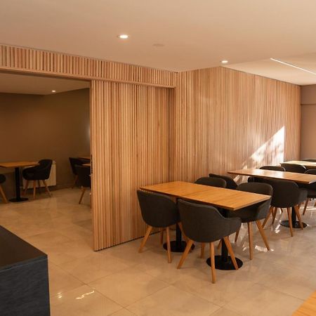 Urbana Suites Mendoza Exteriör bild
