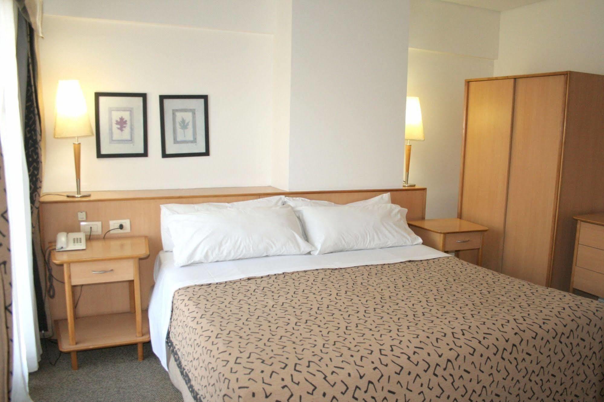 Urbana Suites Mendoza Exteriör bild
